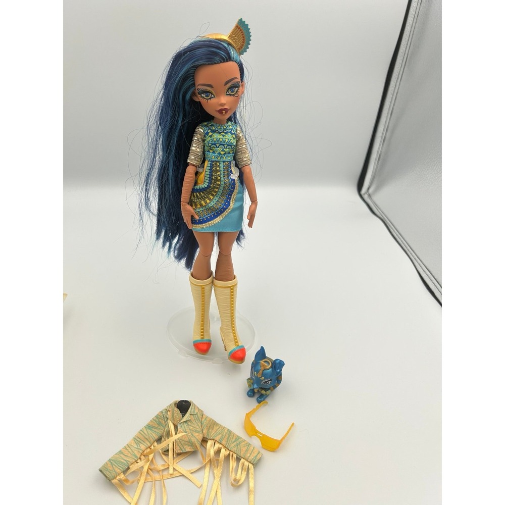 Monster High Cleo De Nile fashion doll